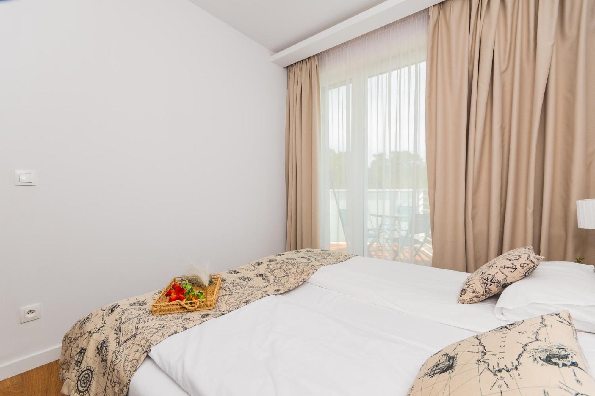 Apartamenty Mierzeja - Marina, Katy Rybackie, 100 M Od Zalewu Wislanego Экстерьер фото